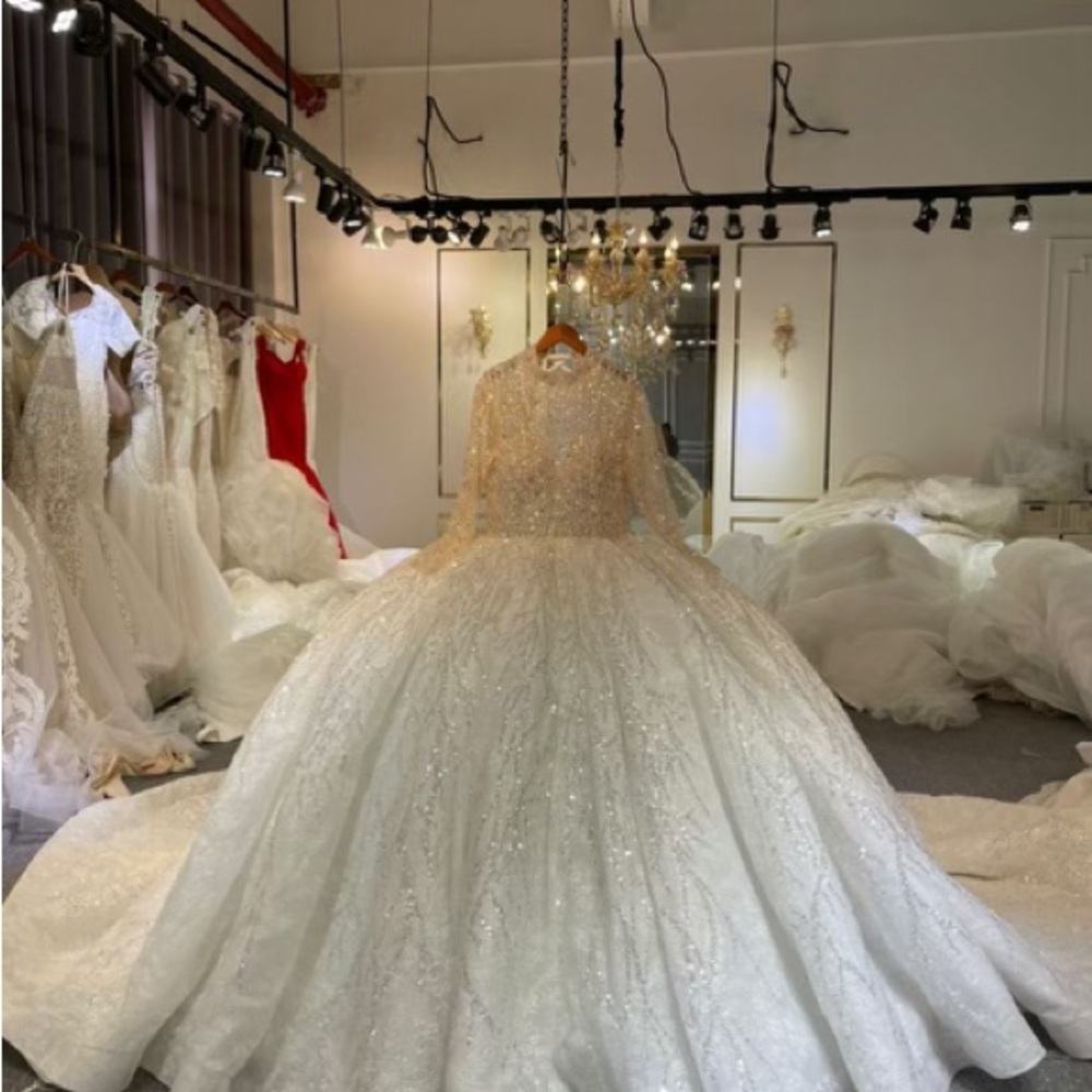 Beautiful wedding dress wore once.